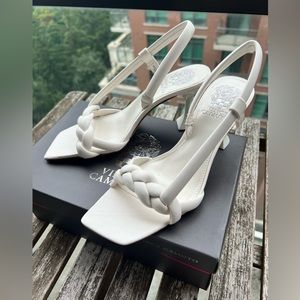 Brand New, Never Worn Vince Camuto Beljiya Sandal Heel CREAM SIZE 7.5